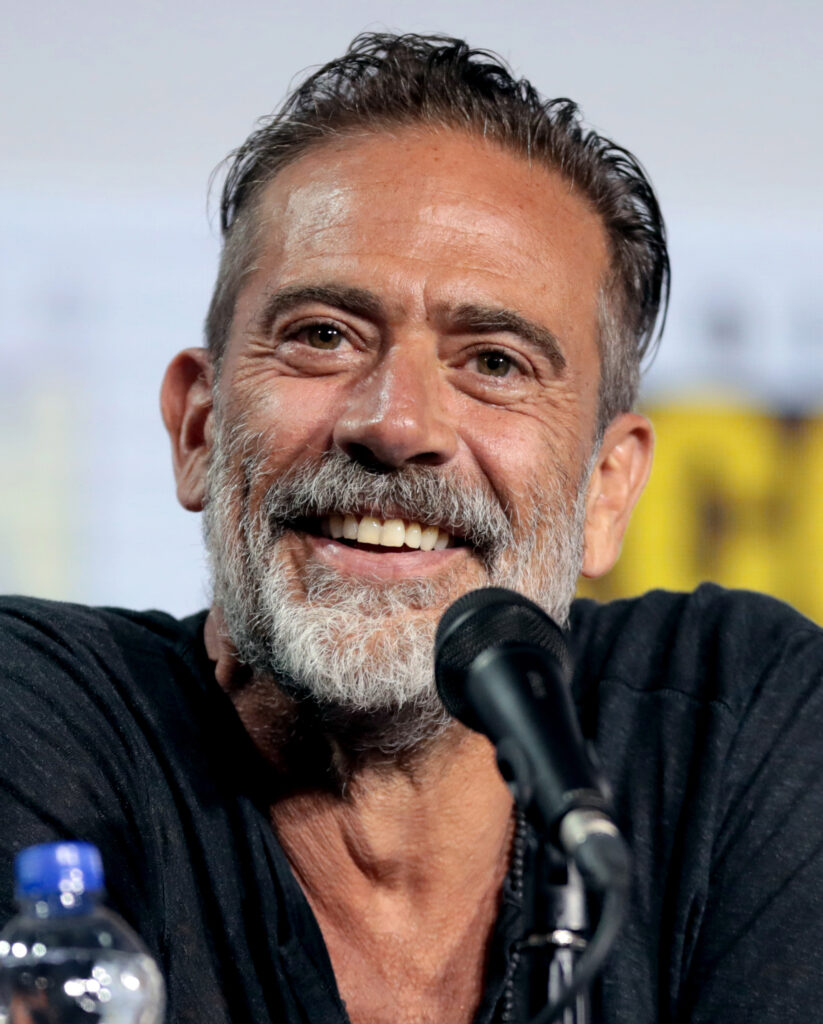 This image has an empty alt attribute; its file name is celeb-jason-823x1024.jpg